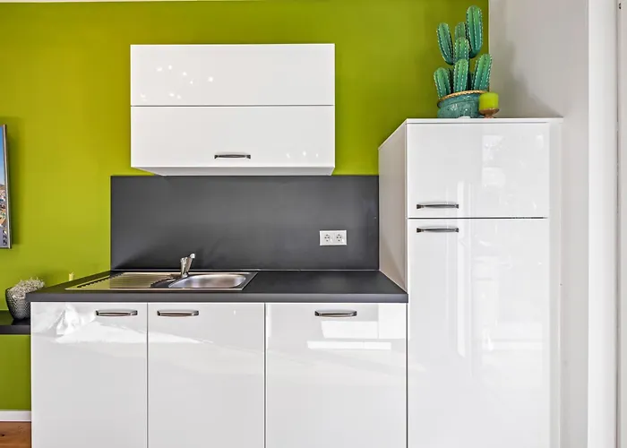 - Whirlpool Garden - Free Parking - Wifi *