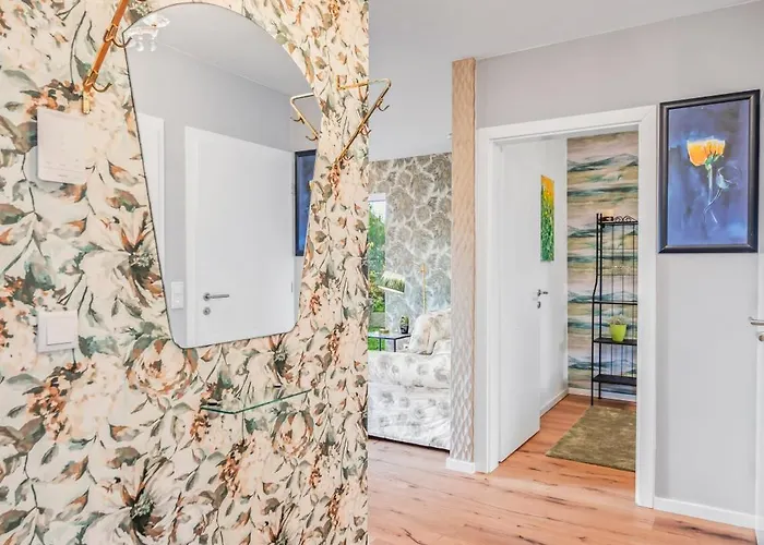 - Whirlpool Garden - Free Parking - Wifi Διαμέρισμα